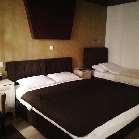 קולאסין Rooms Sanja מראה חיצוני תמונה
